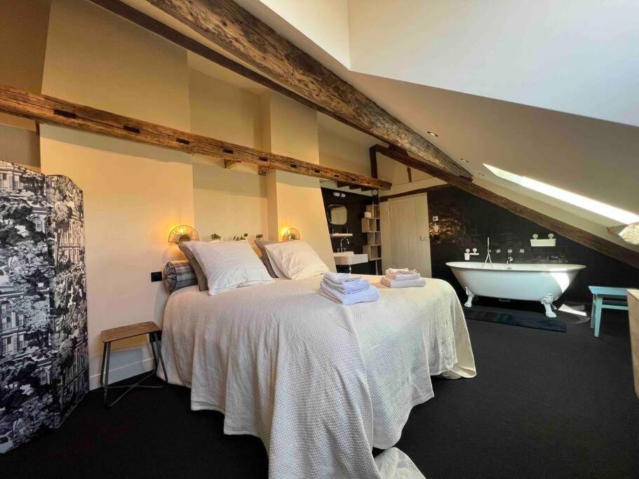 Suite Versailles Quartier Saint-Louis 6 Personnes Exterior photo