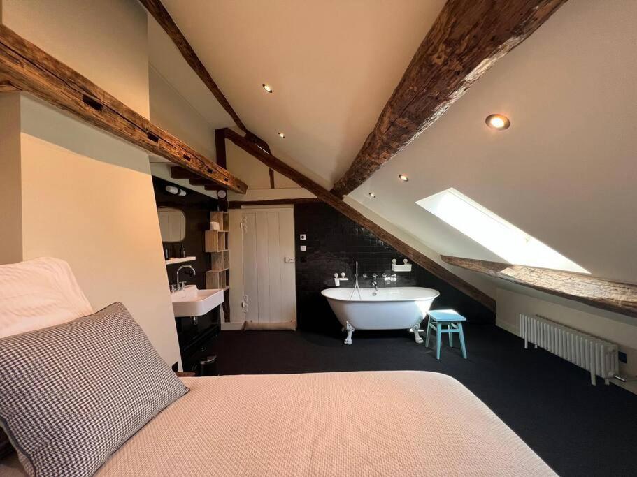 Suite Versailles Quartier Saint-Louis 6 Personnes Exterior photo
