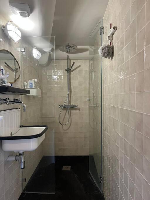 Suite Versailles Quartier Saint-Louis 6 Personnes Exterior photo
